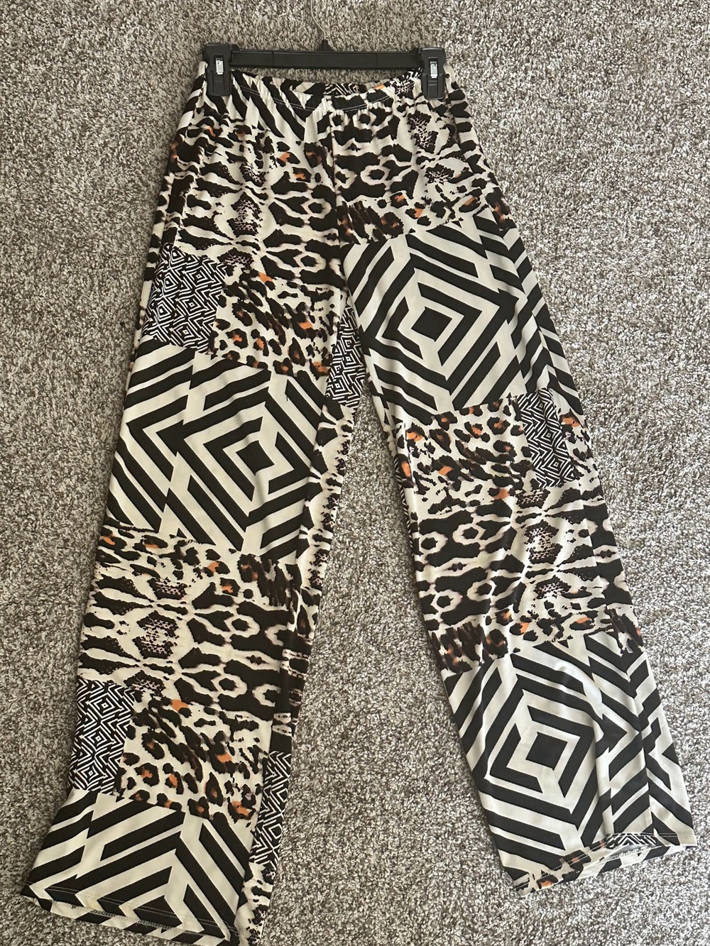 Melissa Paige Black and White Printed Top